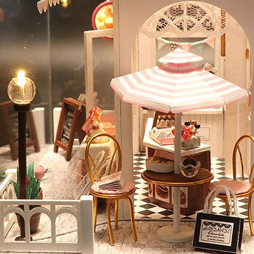 Mini 3D Puzzle Doll House Kit